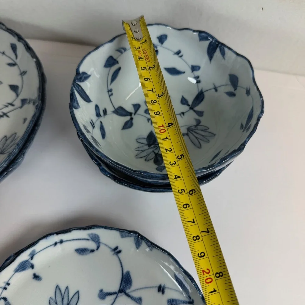 Blue & White Floral Scalloped Dinnerware Set Plates Bowls 6 Piece Lot
